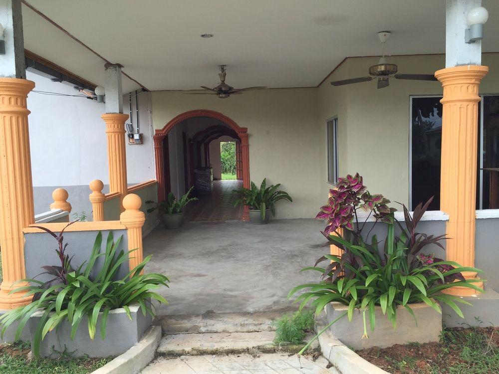 Bohok Guest House Kuah Exterior photo